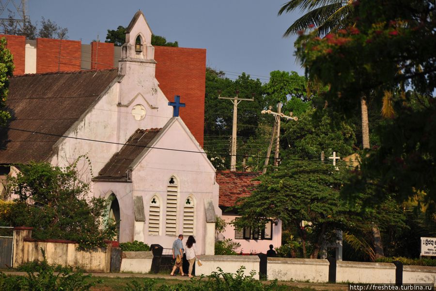 Христанский храм в Тангалле. Шри-Ланка