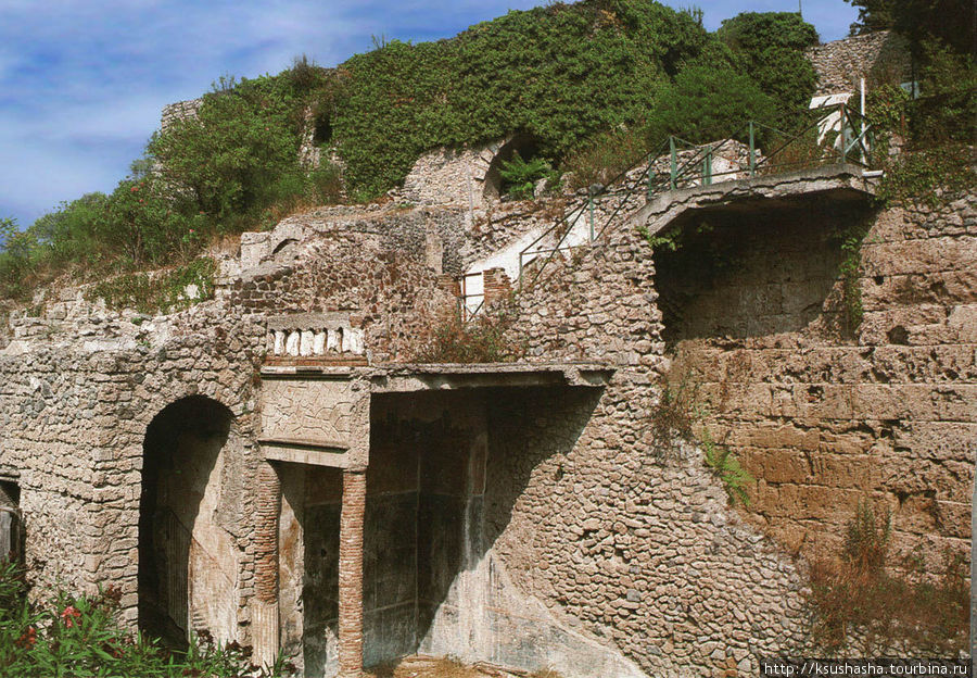 Загородная вилла у Морских ворот Помпеи, Италия
