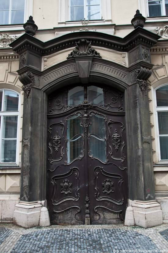 Дверка Прага, Чехия