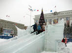 Ледяной городок на площади Советов в Кемерово.