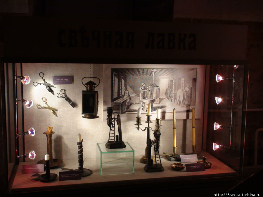 Свечи с различными подсвечниками и устройствами для подъема свечей Москва, Россия