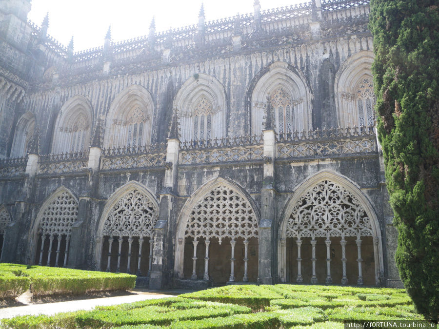 Монастырь Санта-Мария да Виктория (Баталья)