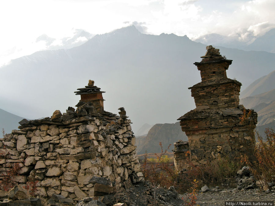 Хранительницы голубого огня в монастыре поднебесья (3700м) Муктинатх, Непал