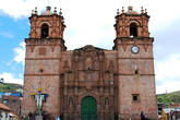 Главный Собор Пуно был построен в XVII веке перуанцем Симоном де Асто