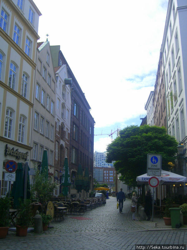 В начале улицы Гамбург, Германия