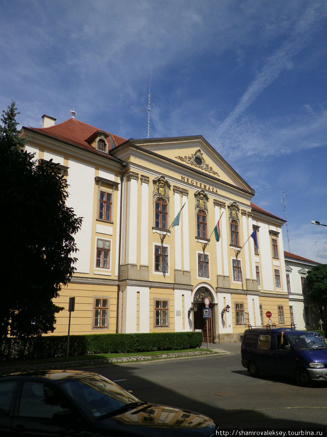 Дом областного Совета Эгер, Венгрия