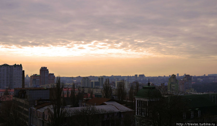 Вид на южную окраину Киева Киев, Украина