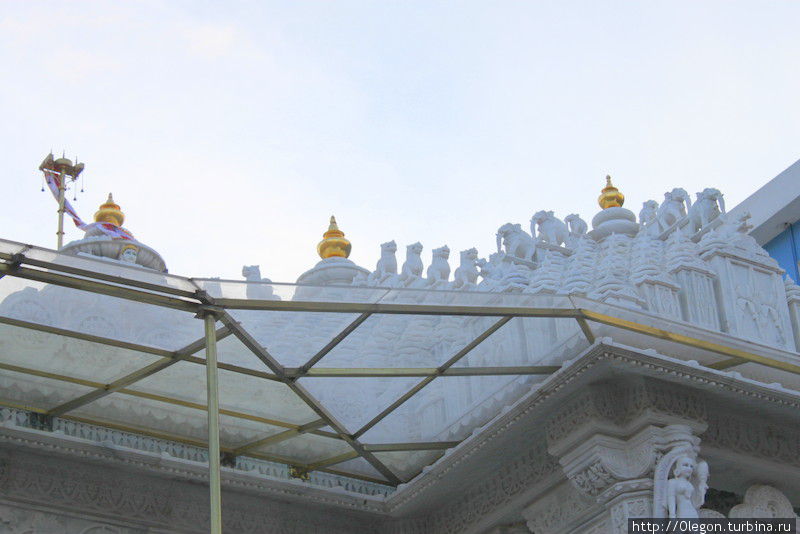 Крыша храма Удагамандалам, Индия