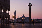 Венеция без туристов, рассвет на набережной Сан Марко.