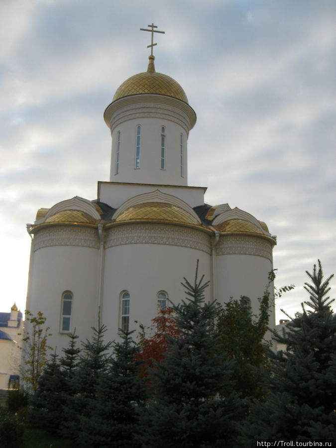 Простая красивая церковь Казань, Россия