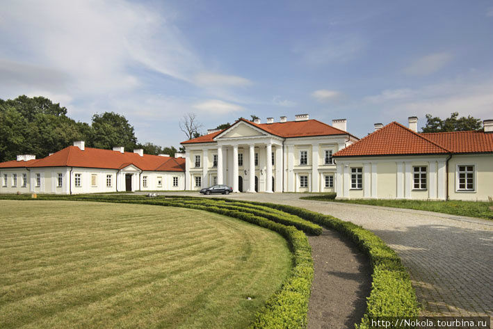 Дворец Огинских- Подлясская академия Седльце, Польша