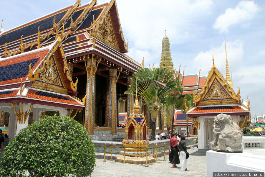 Ват Пхракео на территории Большого дворца Бангкок, Таиланд