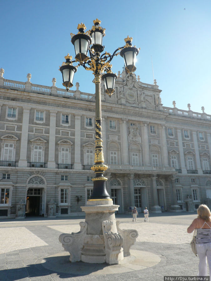 Королевкий дворец Мадрида Мадрид, Испания