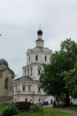Трапезная и церковь Архангела Михаила