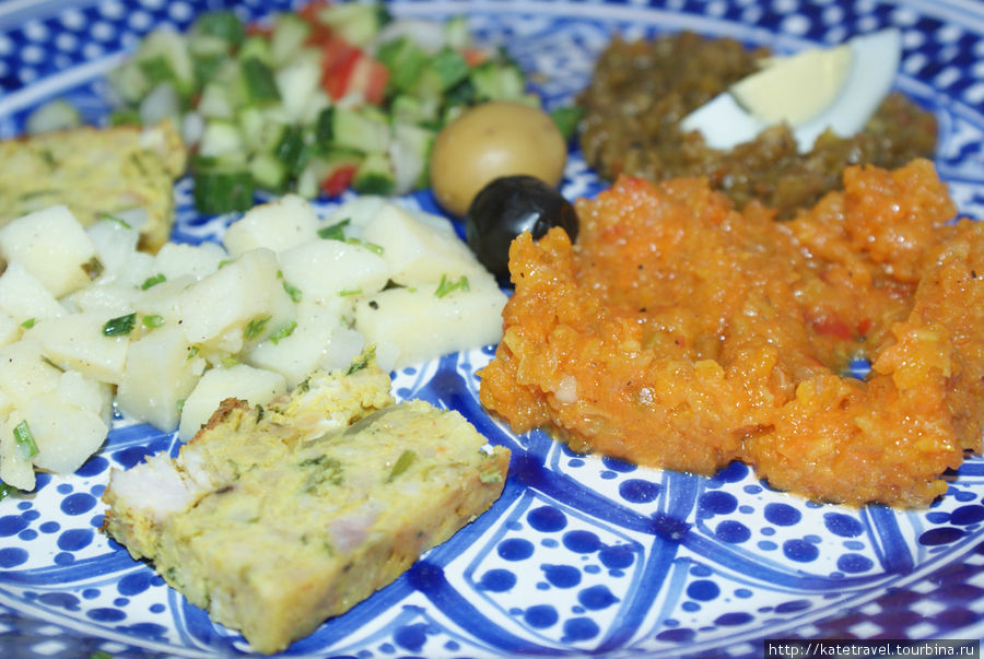 Пища, наполненная солнцем Тунис
