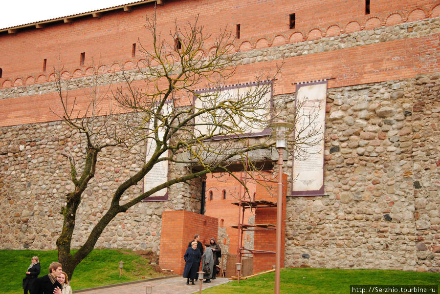 Вход в замок Лида, Беларусь