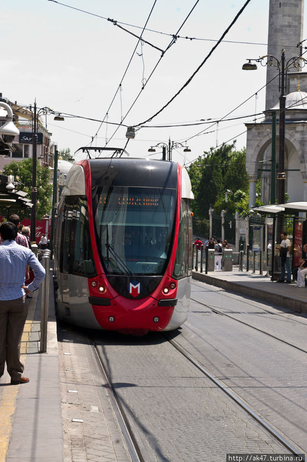 Скоростной трамвай Стамбул, Турция