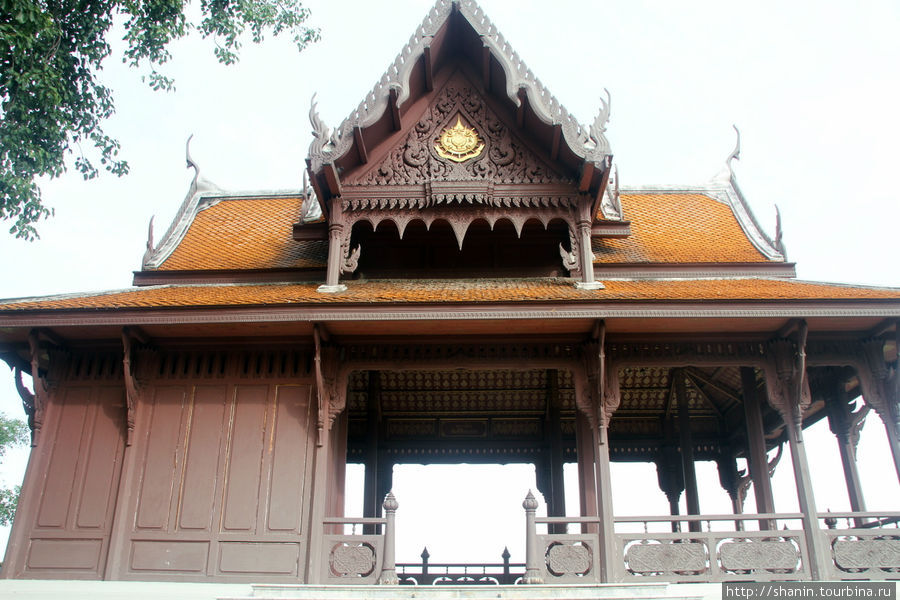 Форт Пхра Сумен и Парк Сантичайпракан Бангкок, Таиланд