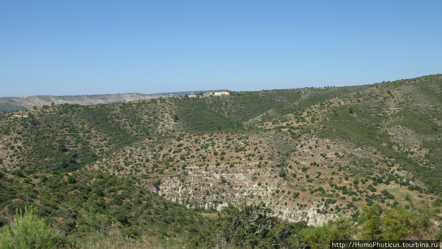 Горы Троодос Киккос монастырь, Кипр