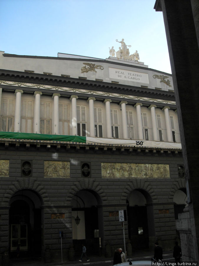 Оперный театр Сан-Карло. Неаполь, Италия