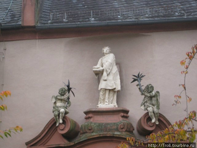 Каменные и железные жители Майнца Майнц, Германия