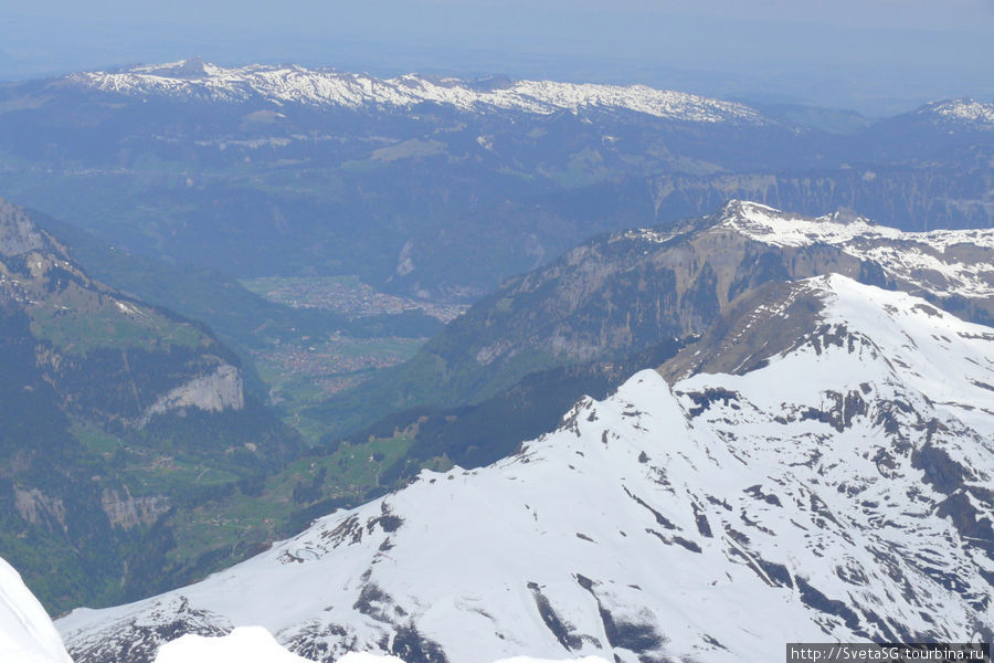 Поездка на Юнгфрау из Интерлакена. Май 2009г. Юнгфрауйох (хребет 3471м), Швейцария