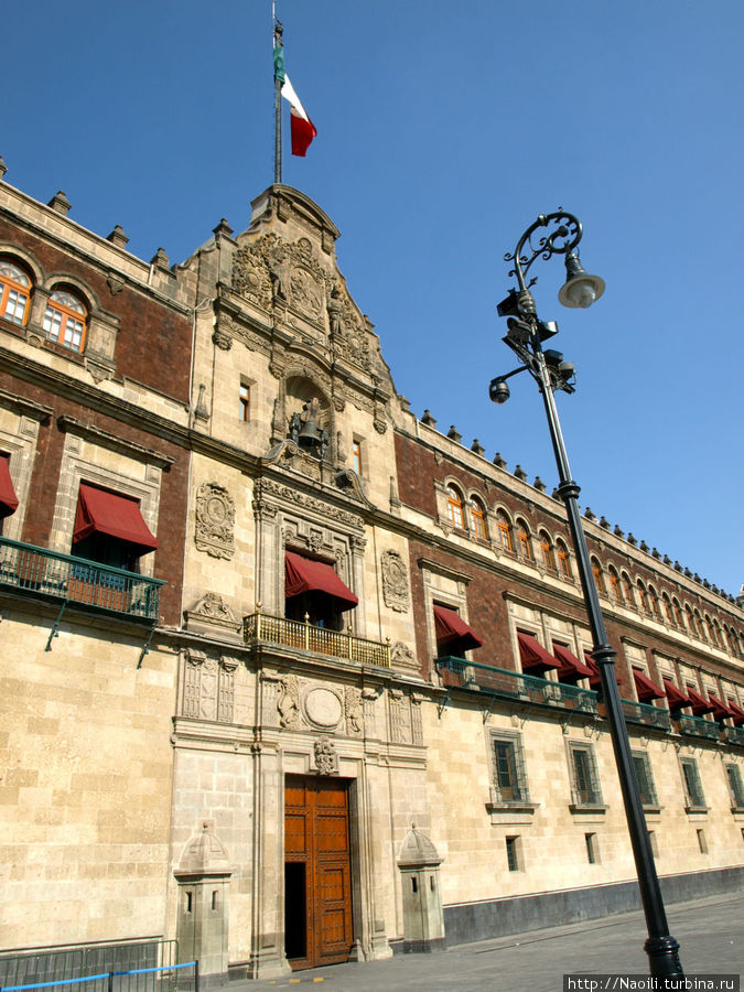 Президентский дворец / Palacio Nacional