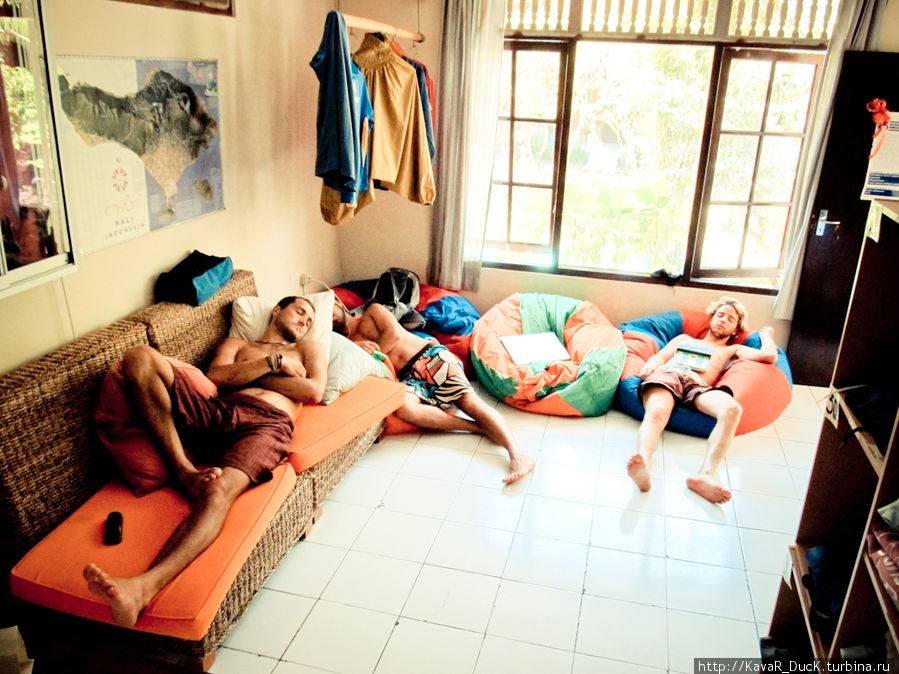 уставшие, но довольные сёферы Чангу, Индонезия