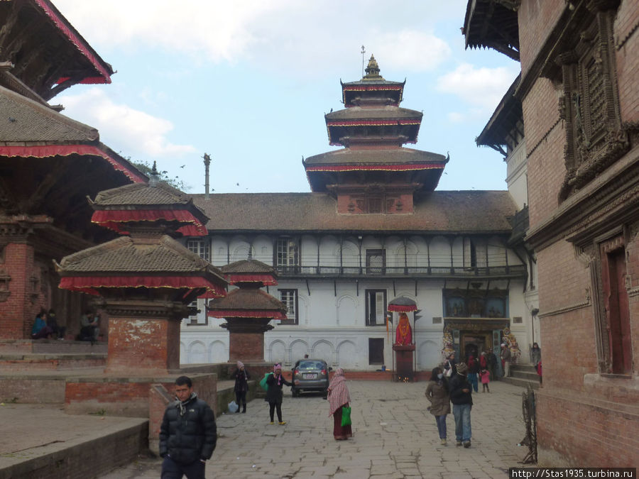 Катманду. Площадь Дурбар. Башня Хануман-Дока. Катманду, Непал