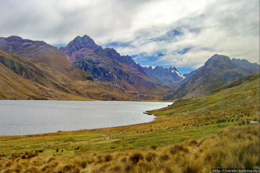Озеро Querococha Перу