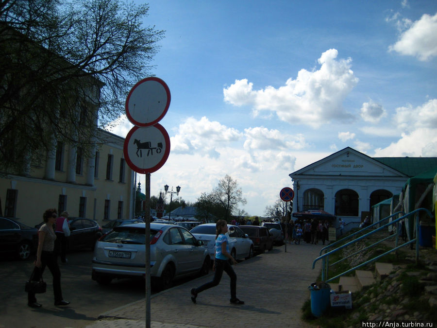 Центр города — торговые ряды Суздаль, Россия