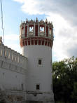 Угловая башня Новодевичьего монастыря.