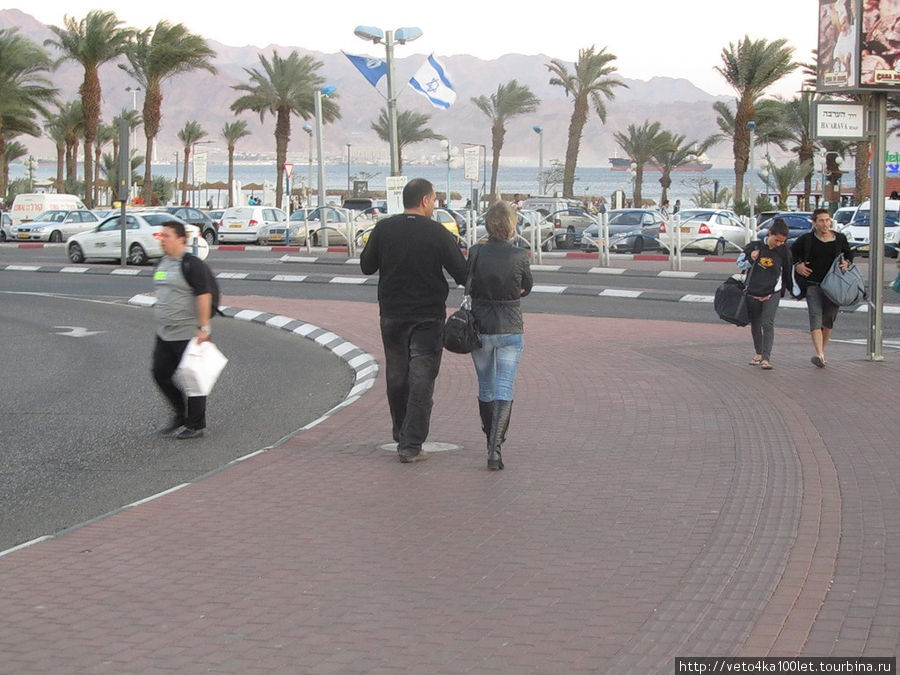 мы щелголяли в феврале в сарафанах,а они...ишь!в сапогах!) Эйлат, Израиль