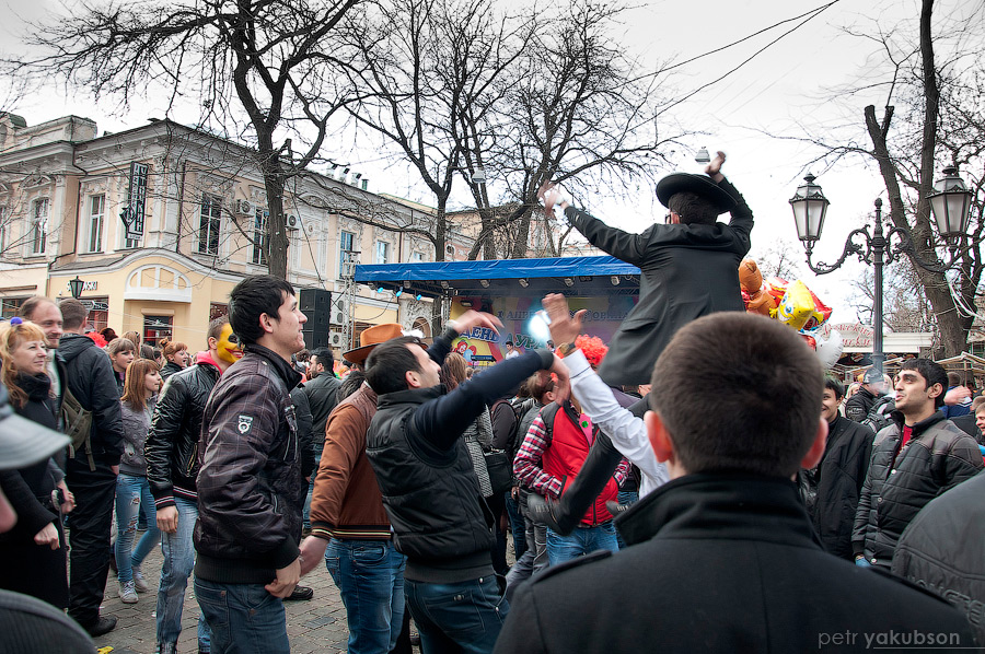На день Дурака принято дурачиться) Одесса, Украина