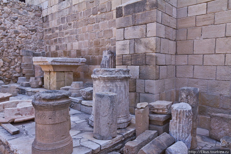 Старый Пафос и святилище Афродиты Куклия, Кипр