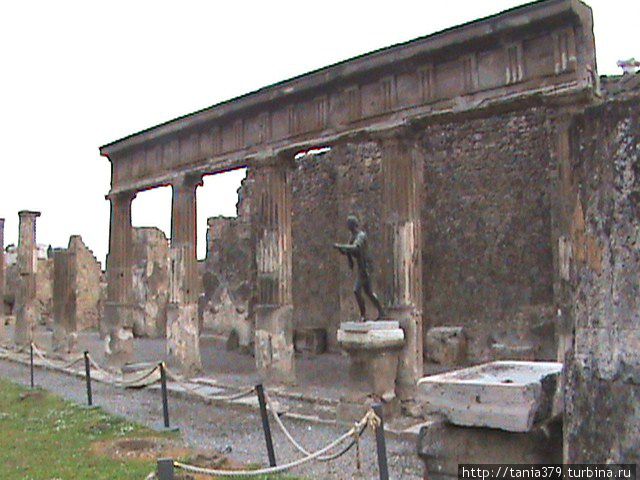 Храм Аполлона. Помпеи, Италия