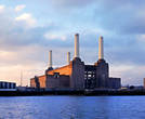 Электростанция Баттерси, изображение которой было использовано в оформлении пластинки  Animals группы  Pink Floyd