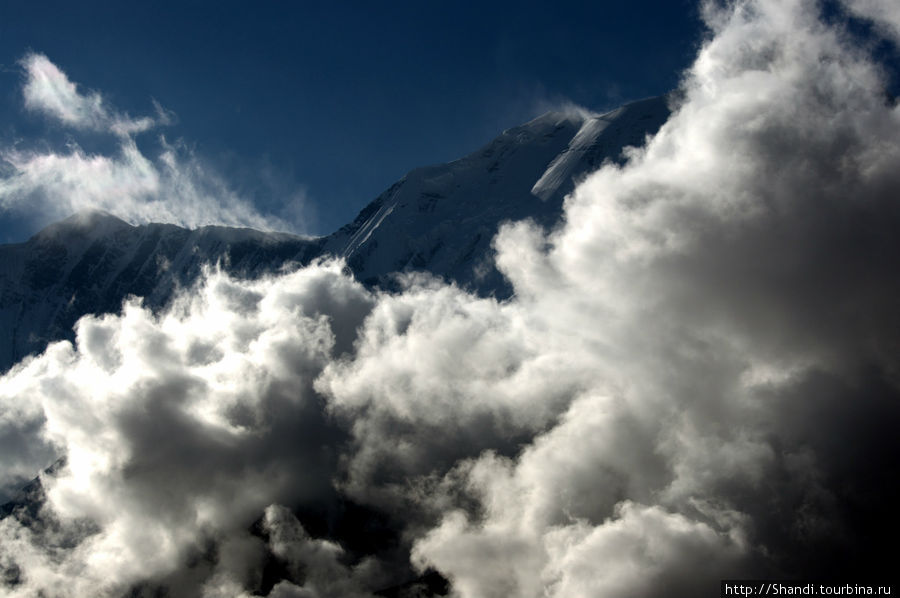 Облака Зона Дхавалагири, Непал