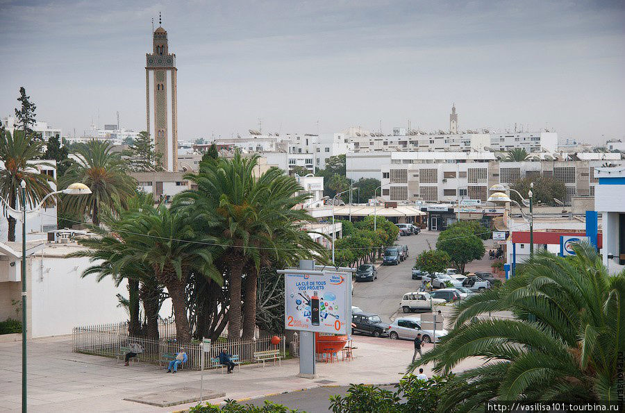 Агадир, курортный город в несезон Агадир, Марокко