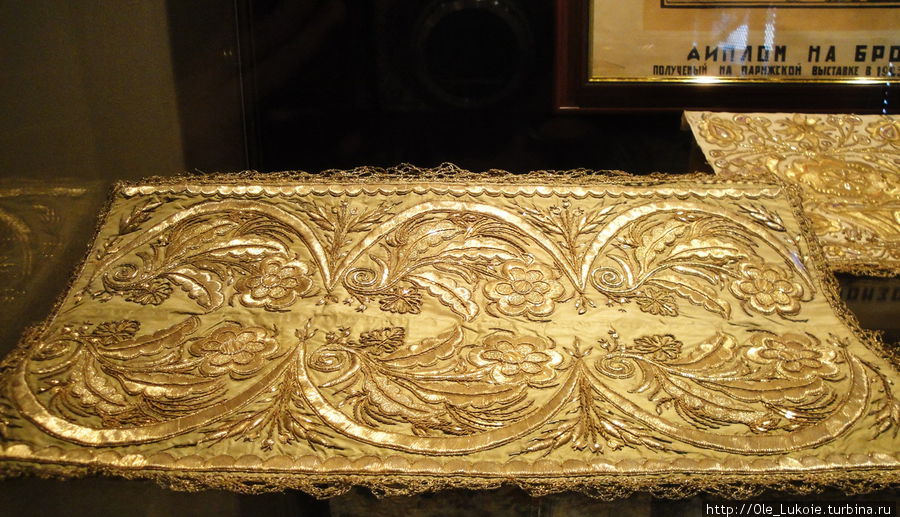 Вышивка золотом Бахчисарай, Россия
