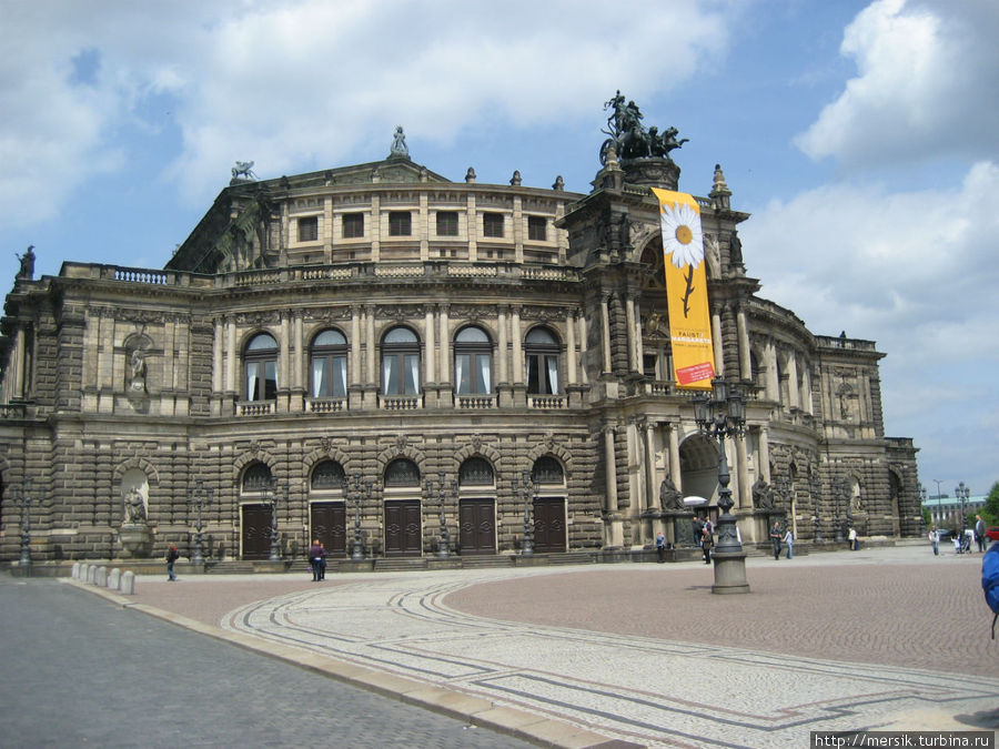 Опера Земпера Дрезден, Германия