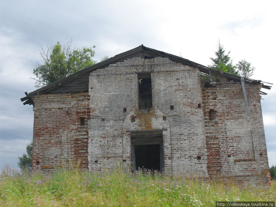 Деревня Брусная на реке Брусенке Тарногский Городок, Россия