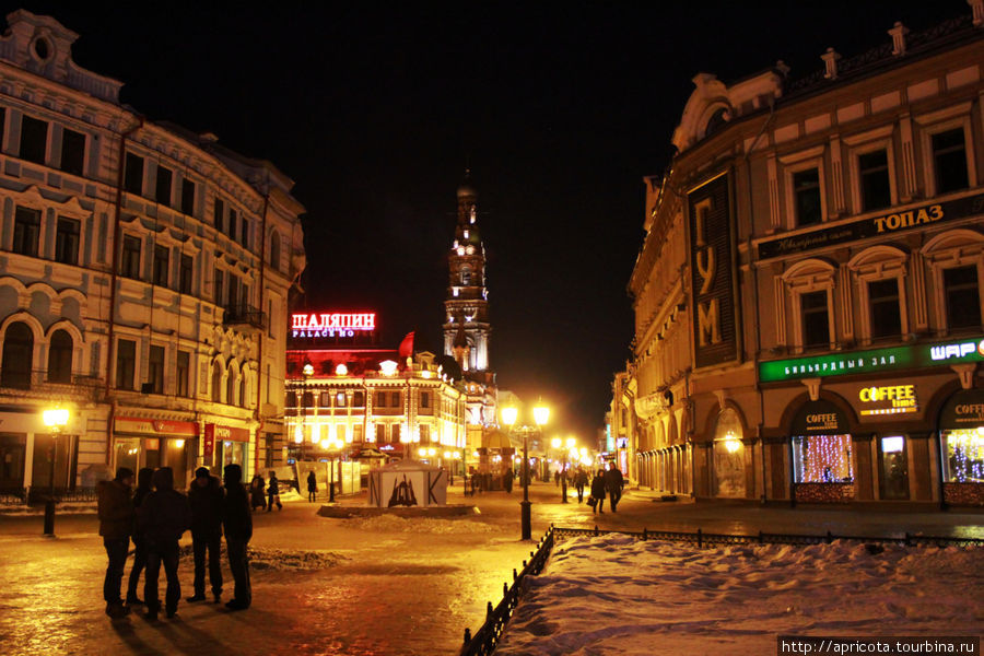 вечерняя ул.Баумана Казань, Россия