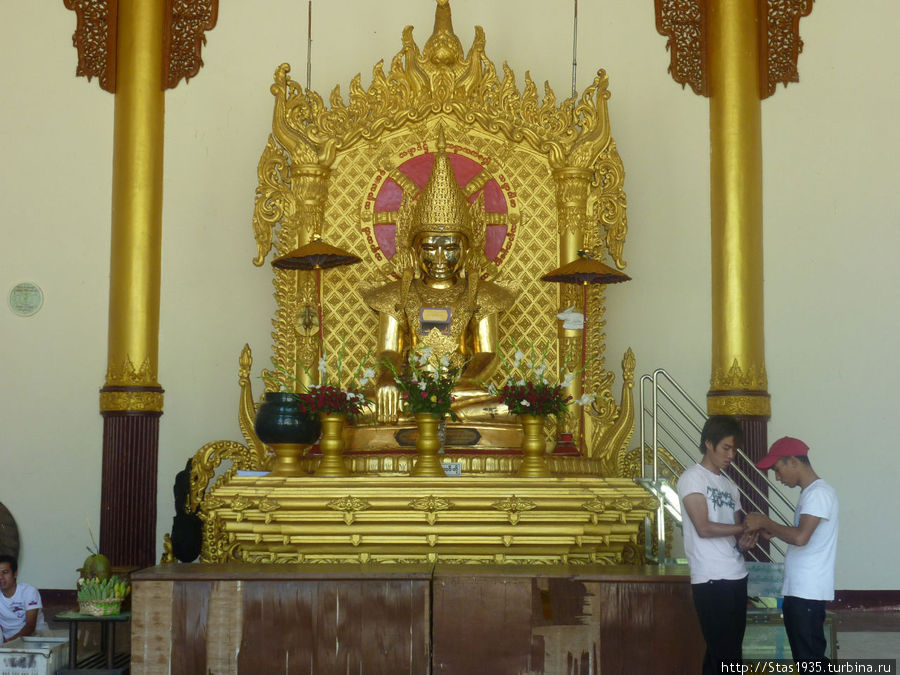 Янгон. Пагода Ботатаунг. Храм Будды. Янгон, Мьянма