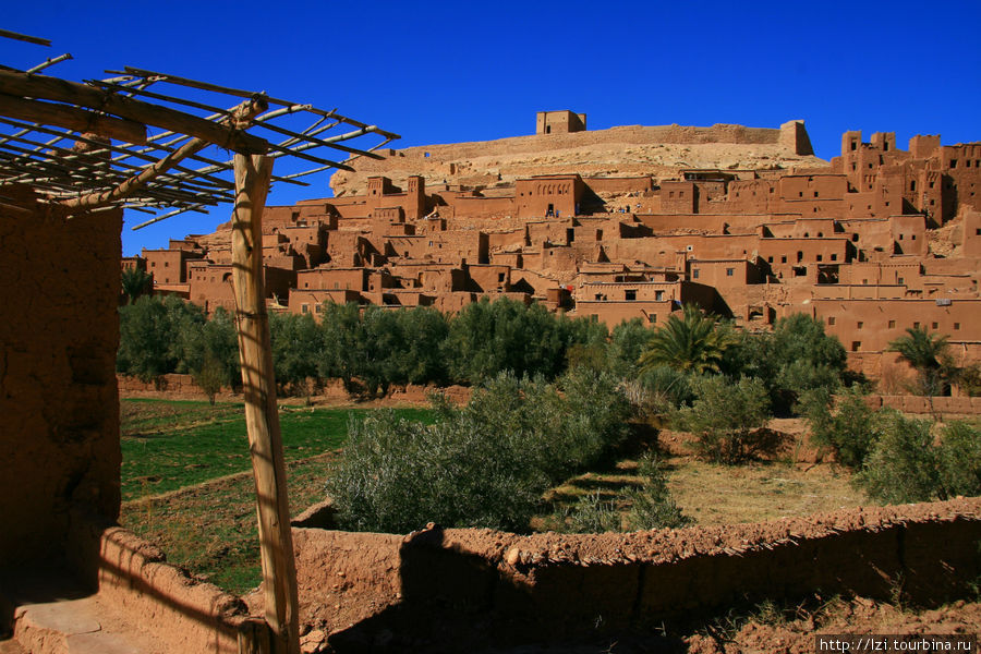 За Атласские горы-касба Таурит Горный массив Высокий Атлас, Марокко