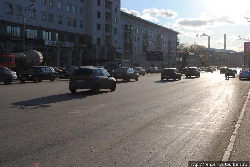 Даже унылые нецентральные улицы под солнцем смотрелись очень даже весело Казань, Россия