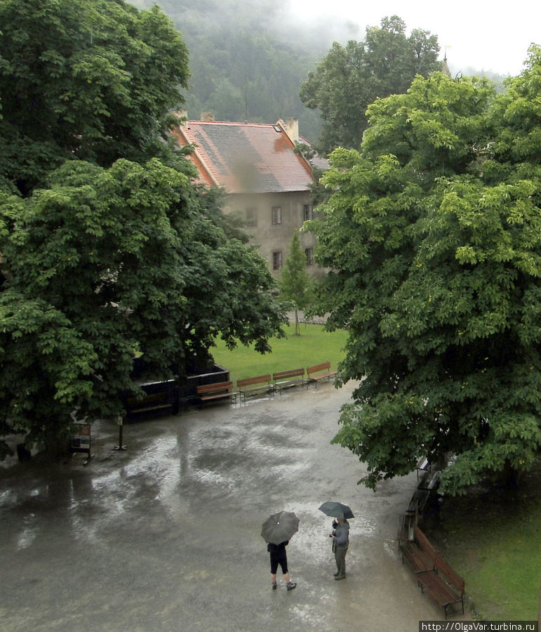 Дождь продолжал лить, не переставая Кршивоклат, Чехия