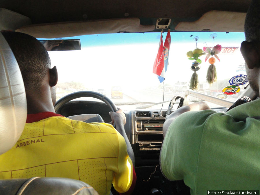 Дорога из Ачимоты на Лабади Аккра, Гана