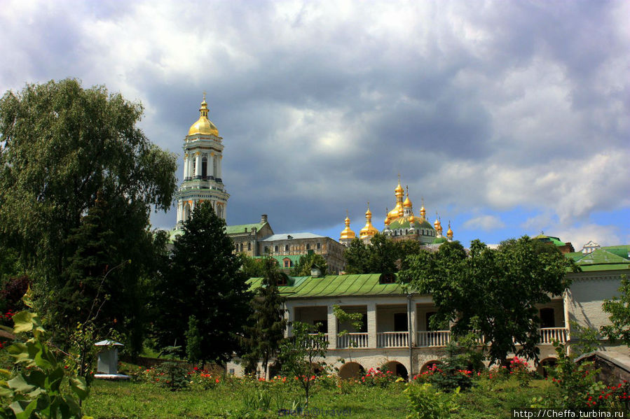 В Лавре Киев, Украина