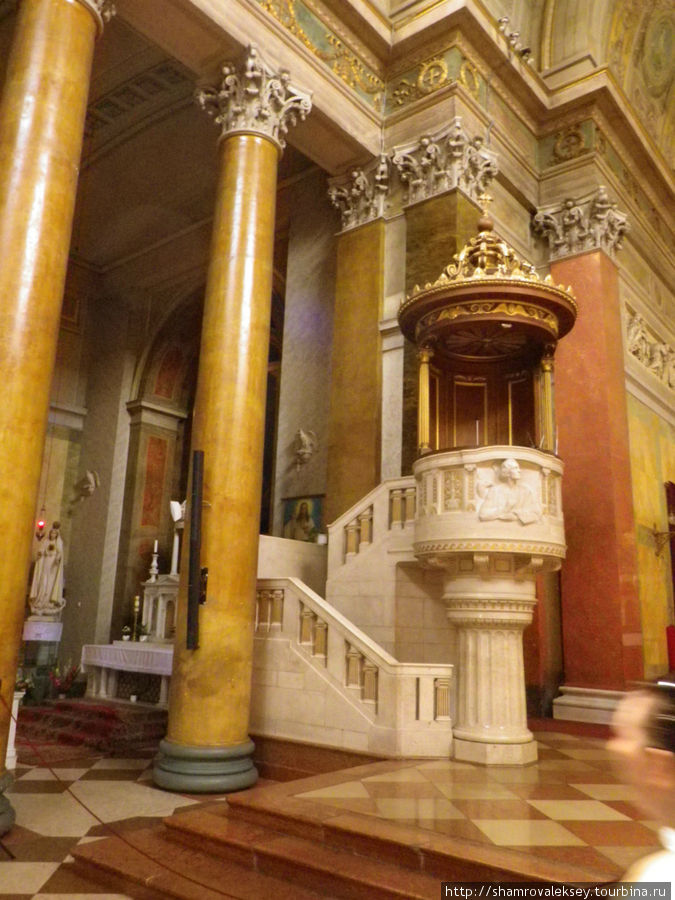 Базилика св. Апостола Иоанна и св. Архангела Михаила Эгер, Венгрия